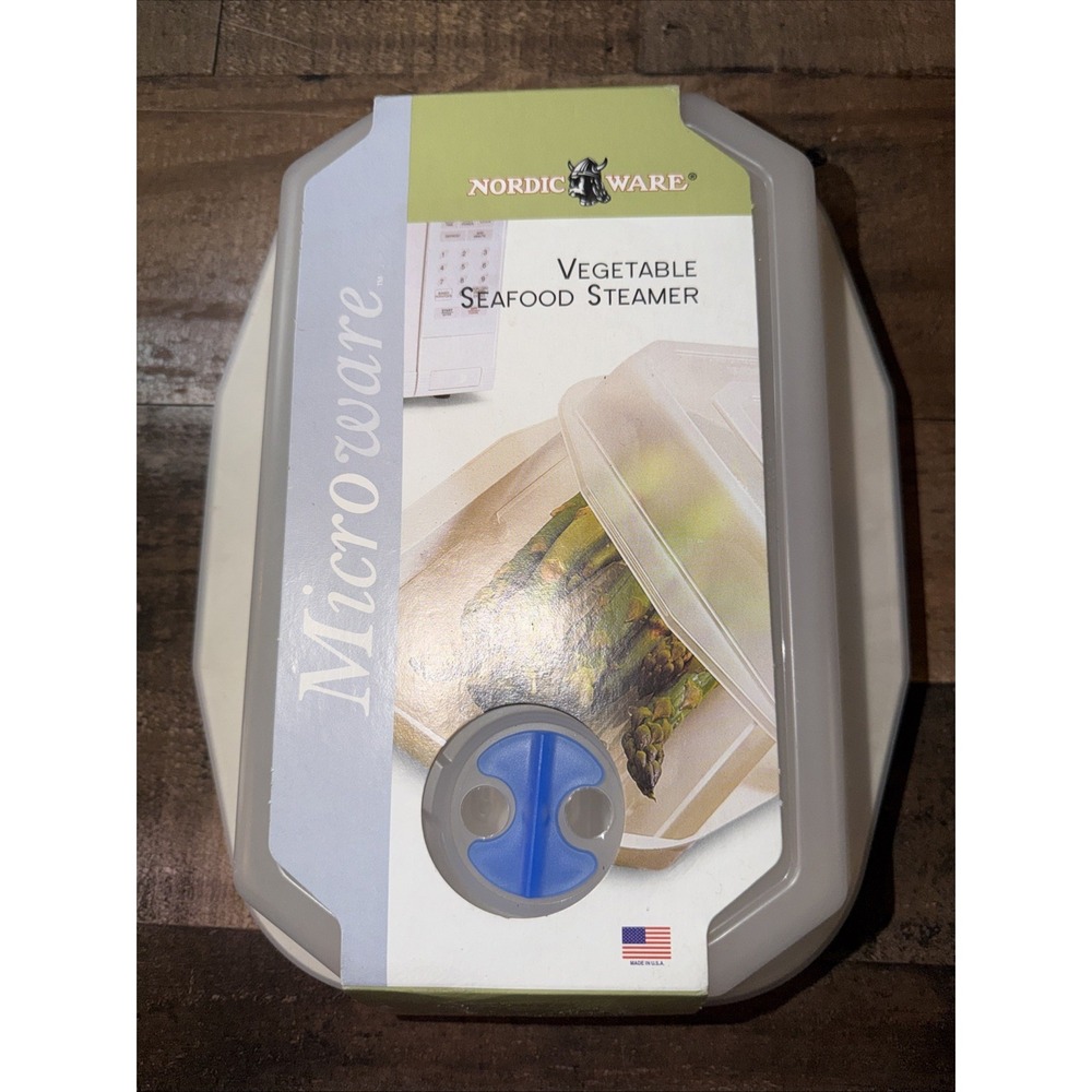 Nordic Ware Microwave Vegetable & Seafood Steamer Vented Cooker New In Pack